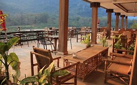 Ning Ning Guesthouse  2*